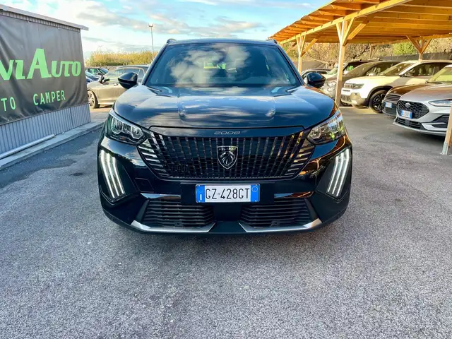 Peugeot 2008 view 2