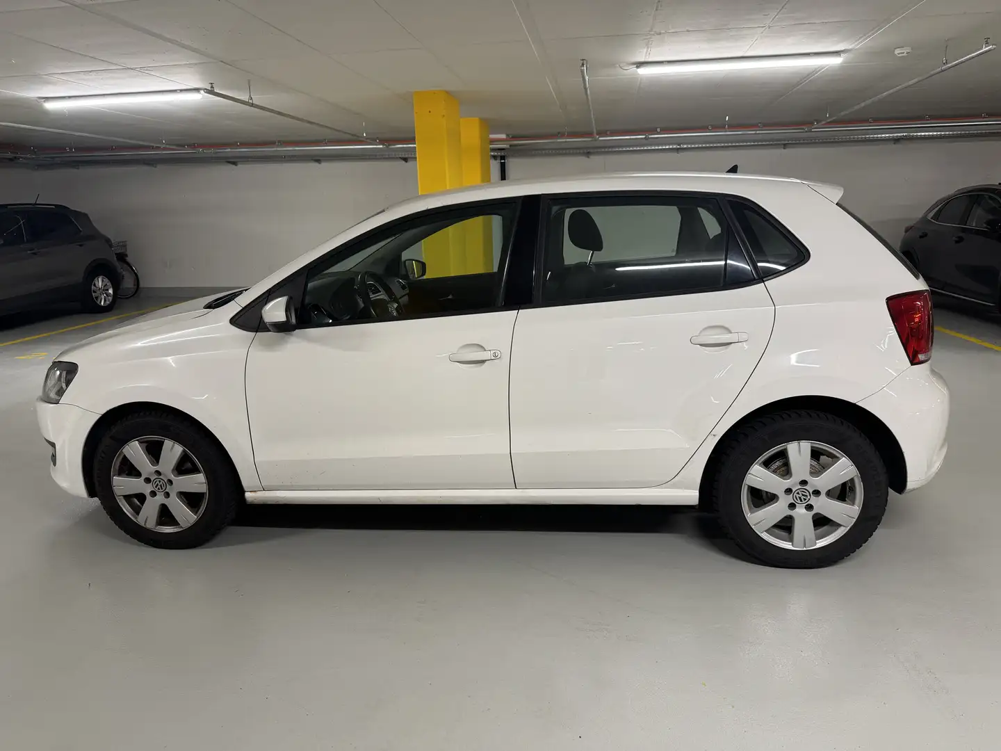 Volkswagen Polo Trendline 1,2 Weiß - 1