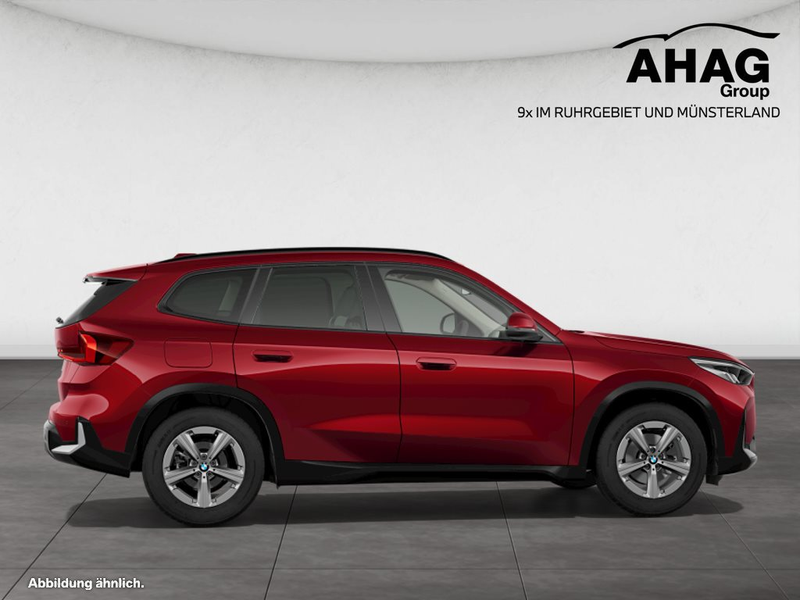 BMW X1 sDrive20i — photo 8