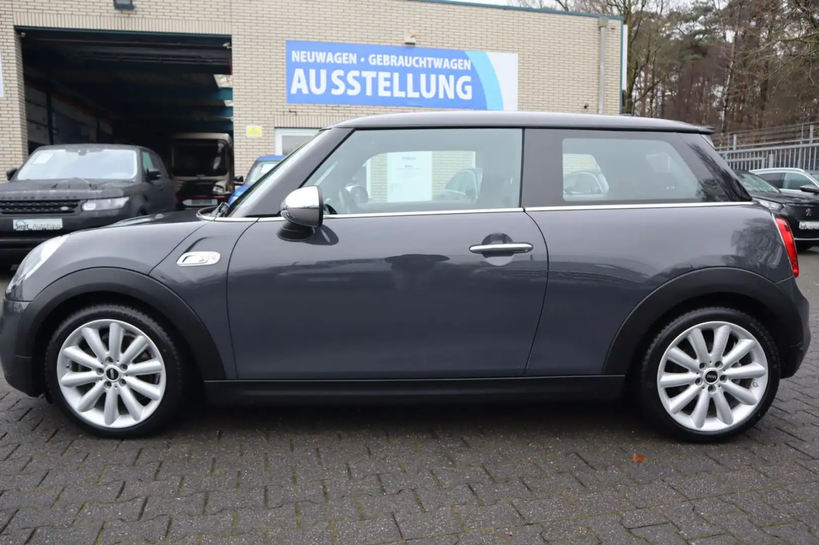 MINI Cooper SD Chili Wired*PDC*Navi*Leder*SHZ* Euro 6 Grau - 2