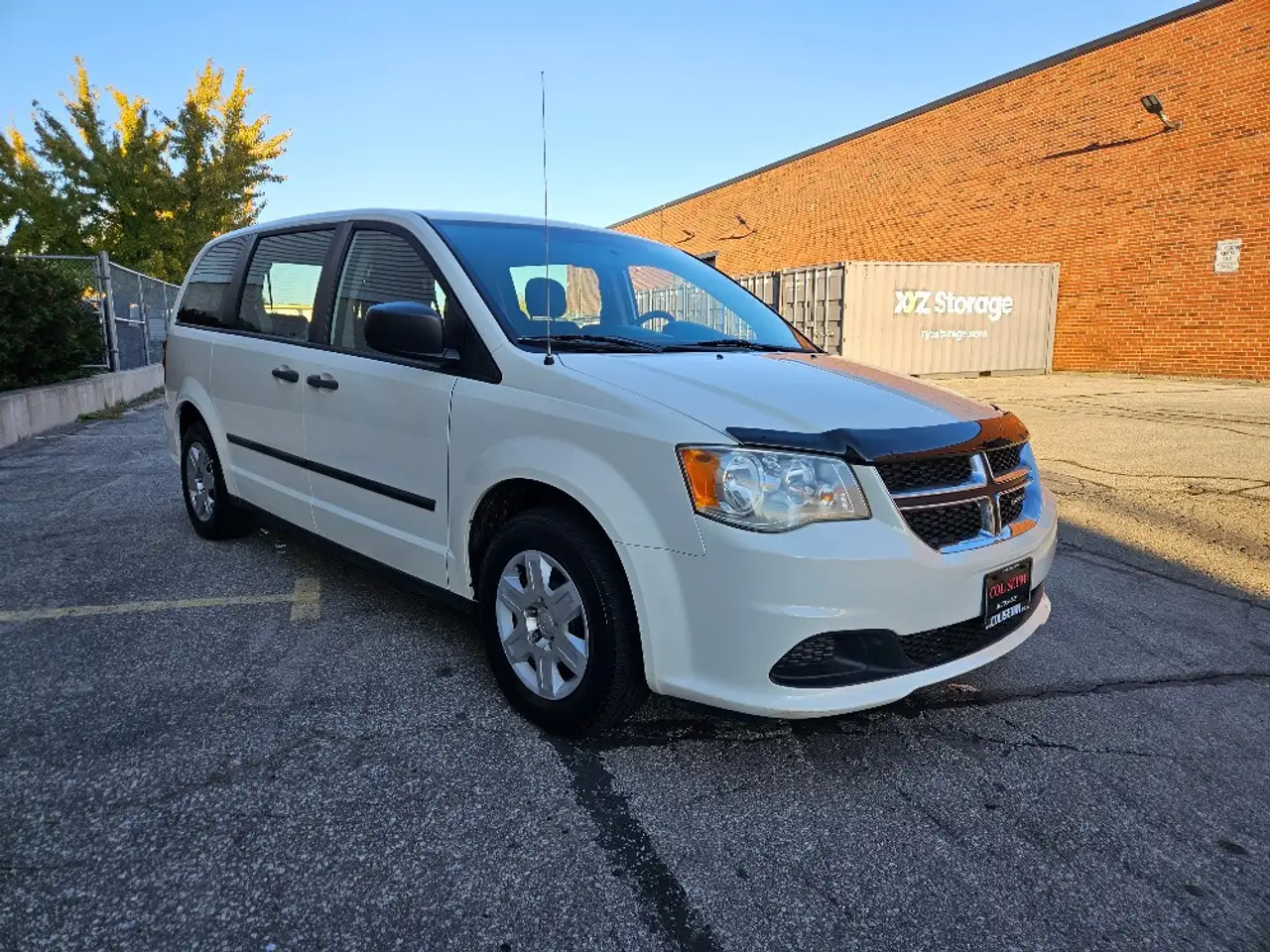Dodge Grand Caravan снимка Dodge Grand Caravan