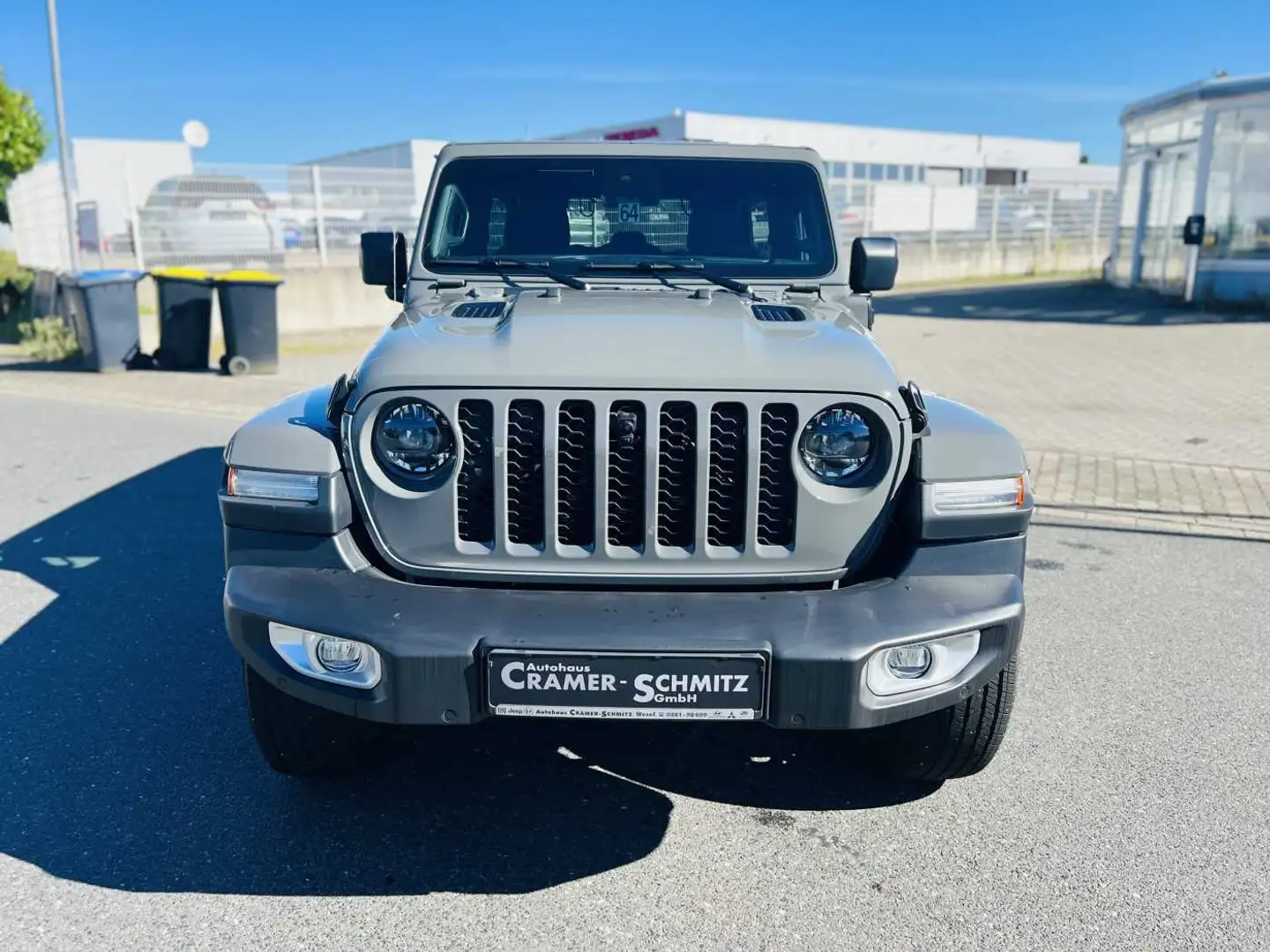 Jeep Wrangler Sahara 2.0 PHEV Hardtop AWD Autom. Grau - 2