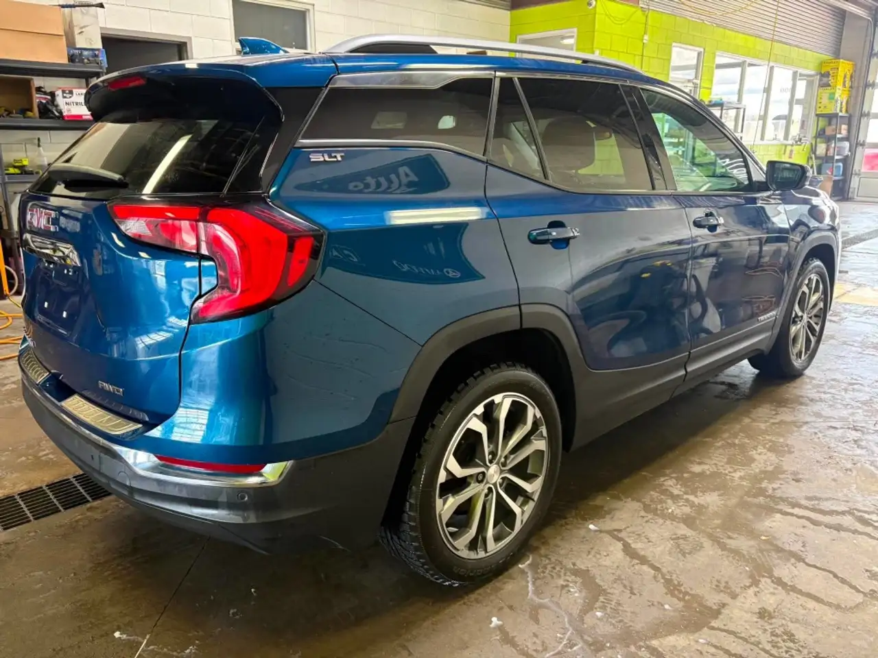 GMC Terrain снимка GMC Terrain