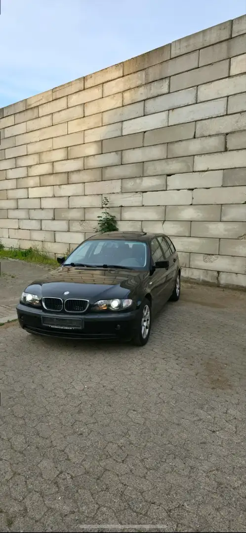 BMW 320 320d Schwarz - 1