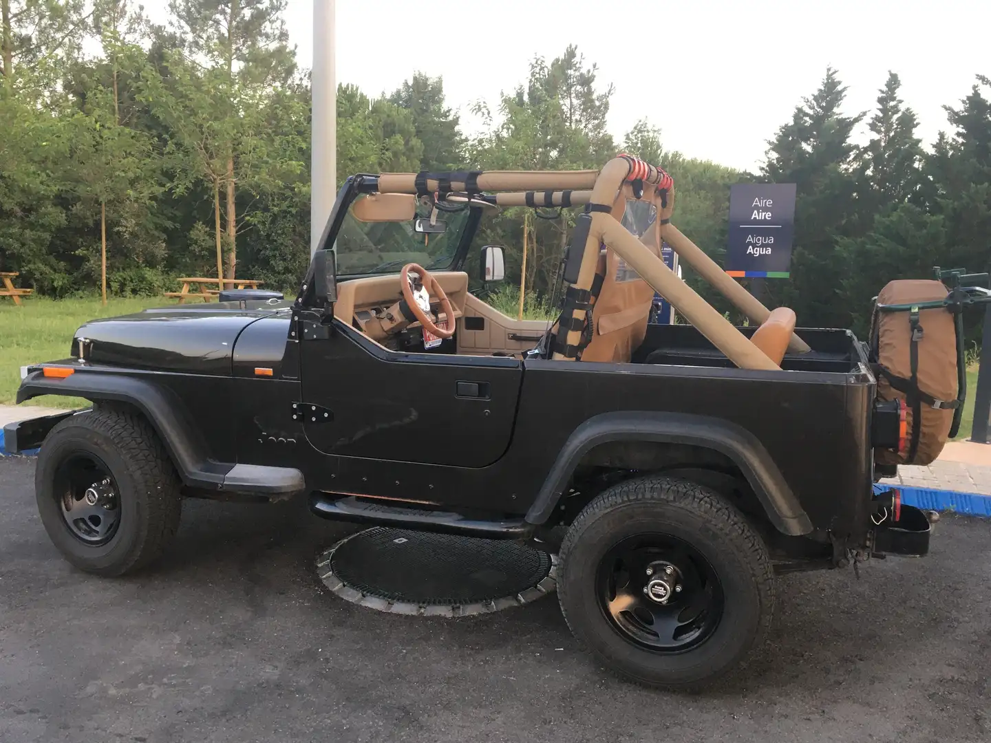 Jeep Wrangler Texas Marrón - 2