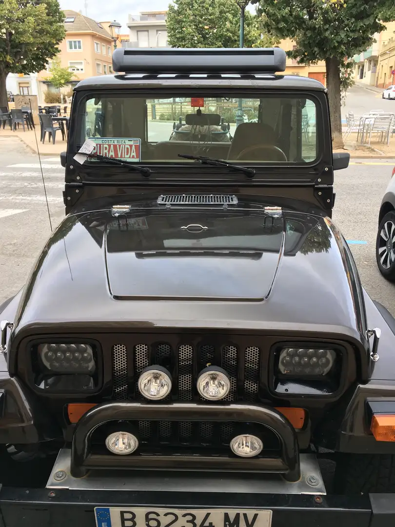 Jeep Wrangler Texas Marrón - 1