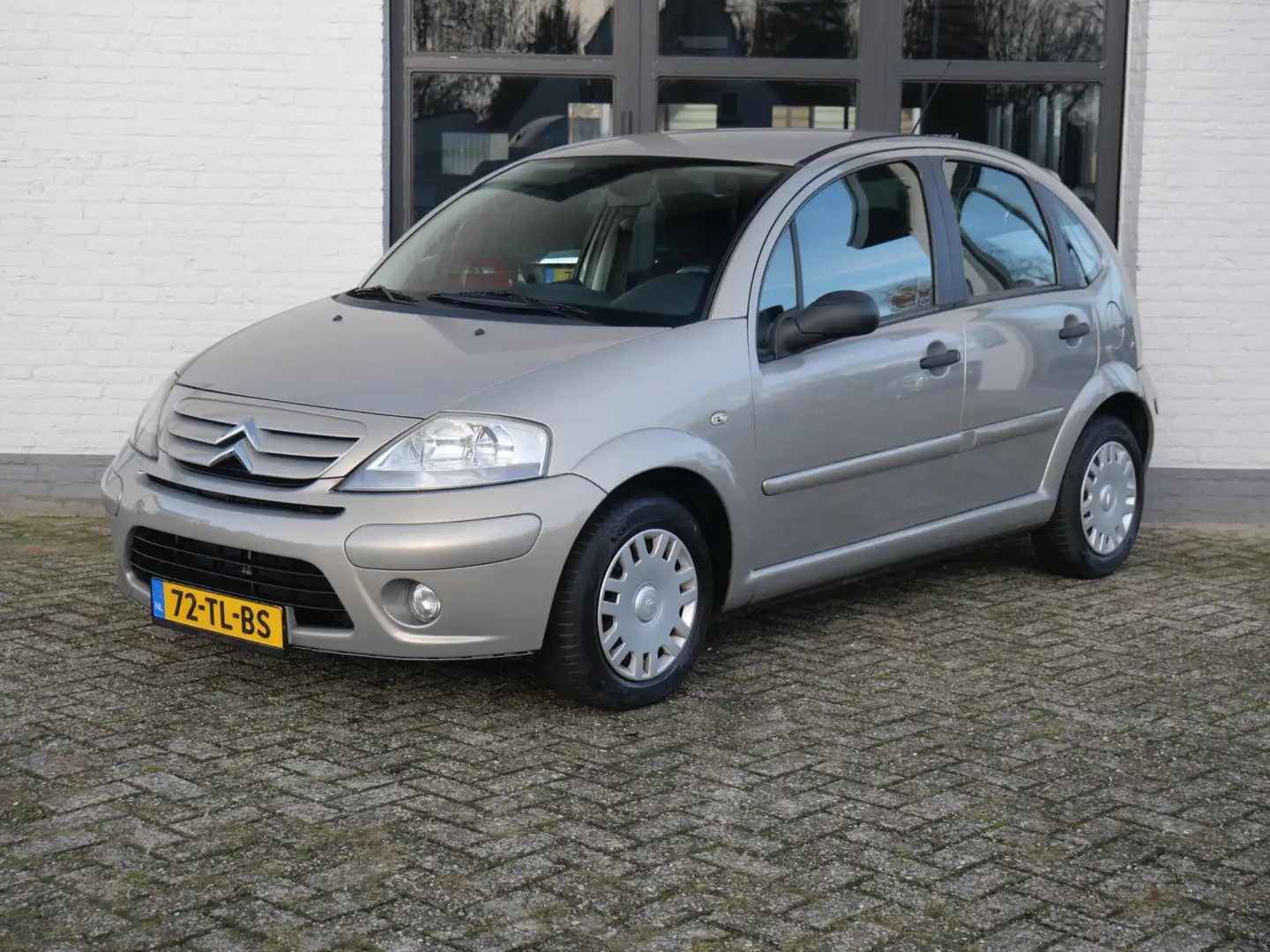 Citroen C3 1.4i Ambiance 87000km !!! Ecc Pdc Cruise Elektr. p Beige - 1