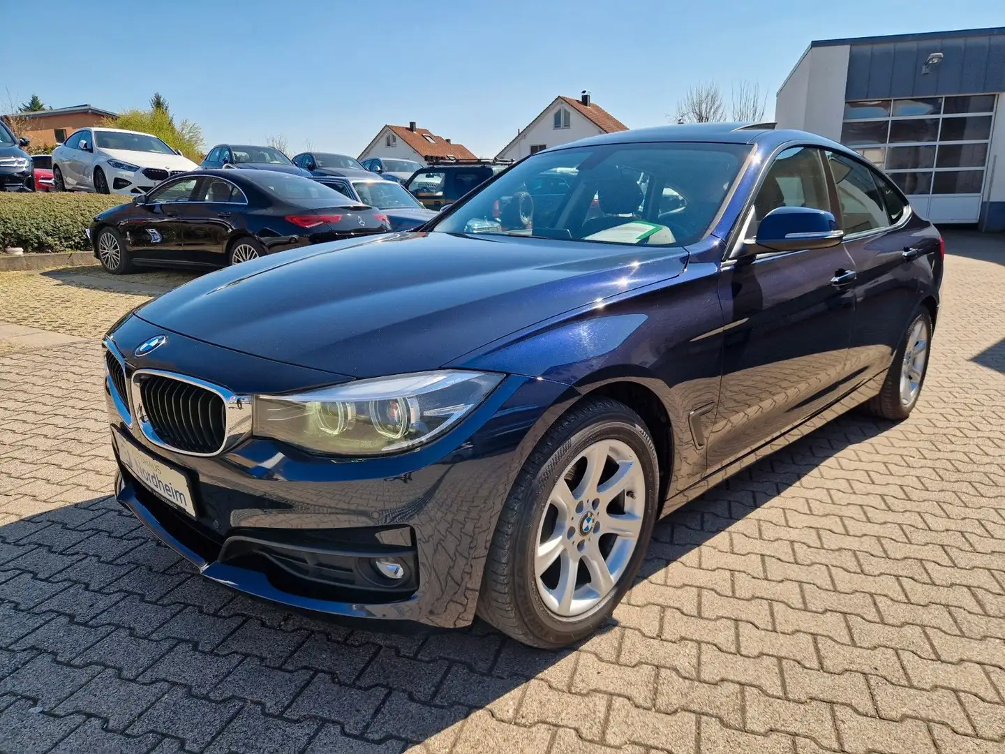 BMW 320 d xDrive GT Advantage Navi/ Schiebedach/1.Hd Blu/Azzurro - 1