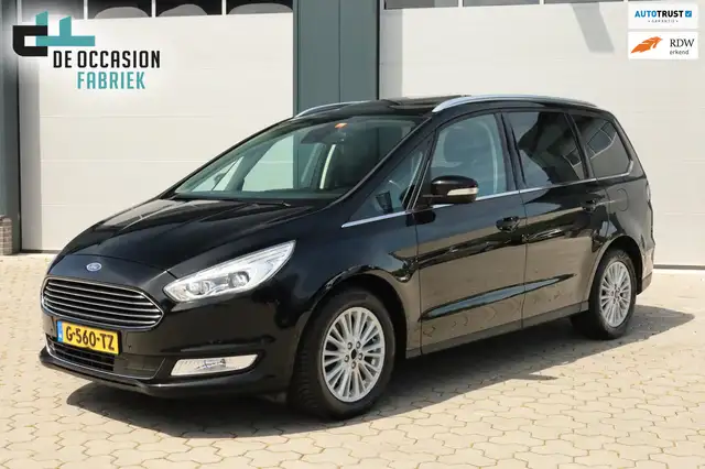 Ford Galaxy 1.5 Titanium 7-zitter Pano Stoelverwarming P-senso