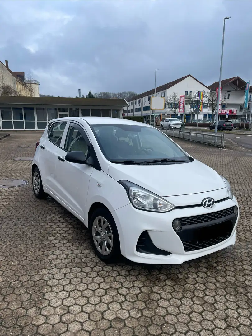 Hyundai i10 1.0 Intro Edition - 1