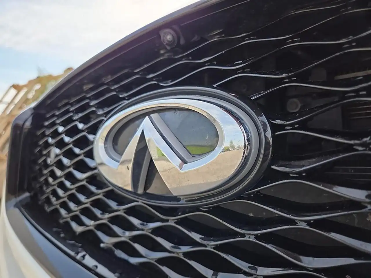 Infiniti Q50 снимка Infiniti Q50