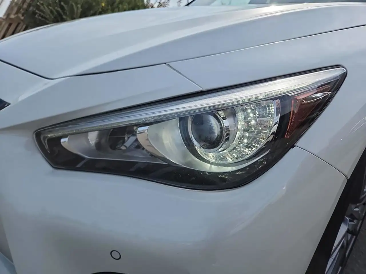 Infiniti Q50 снимка Infiniti Q50
