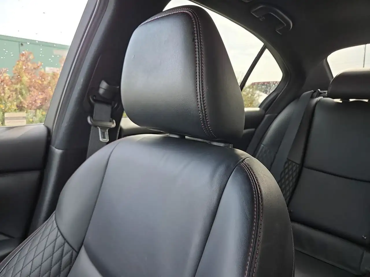 Infiniti Q50 снимка Infiniti Q50