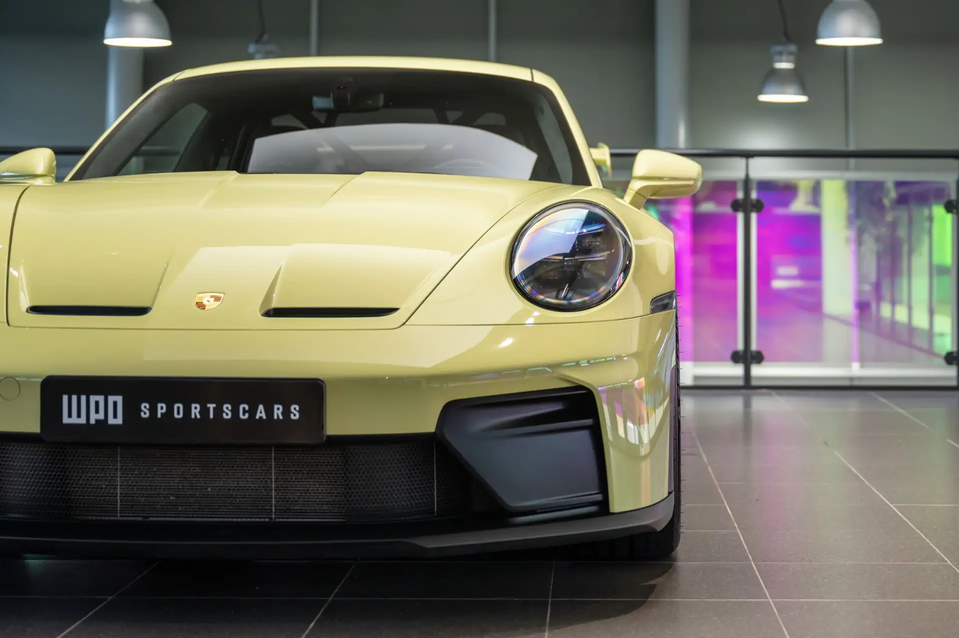 포르쉐 911 GT3 2025 노랑 사진 7