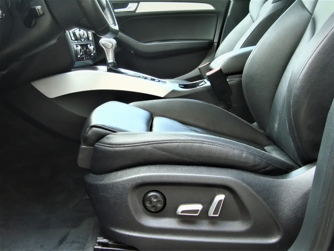Audi Q5 photo Audi Q5