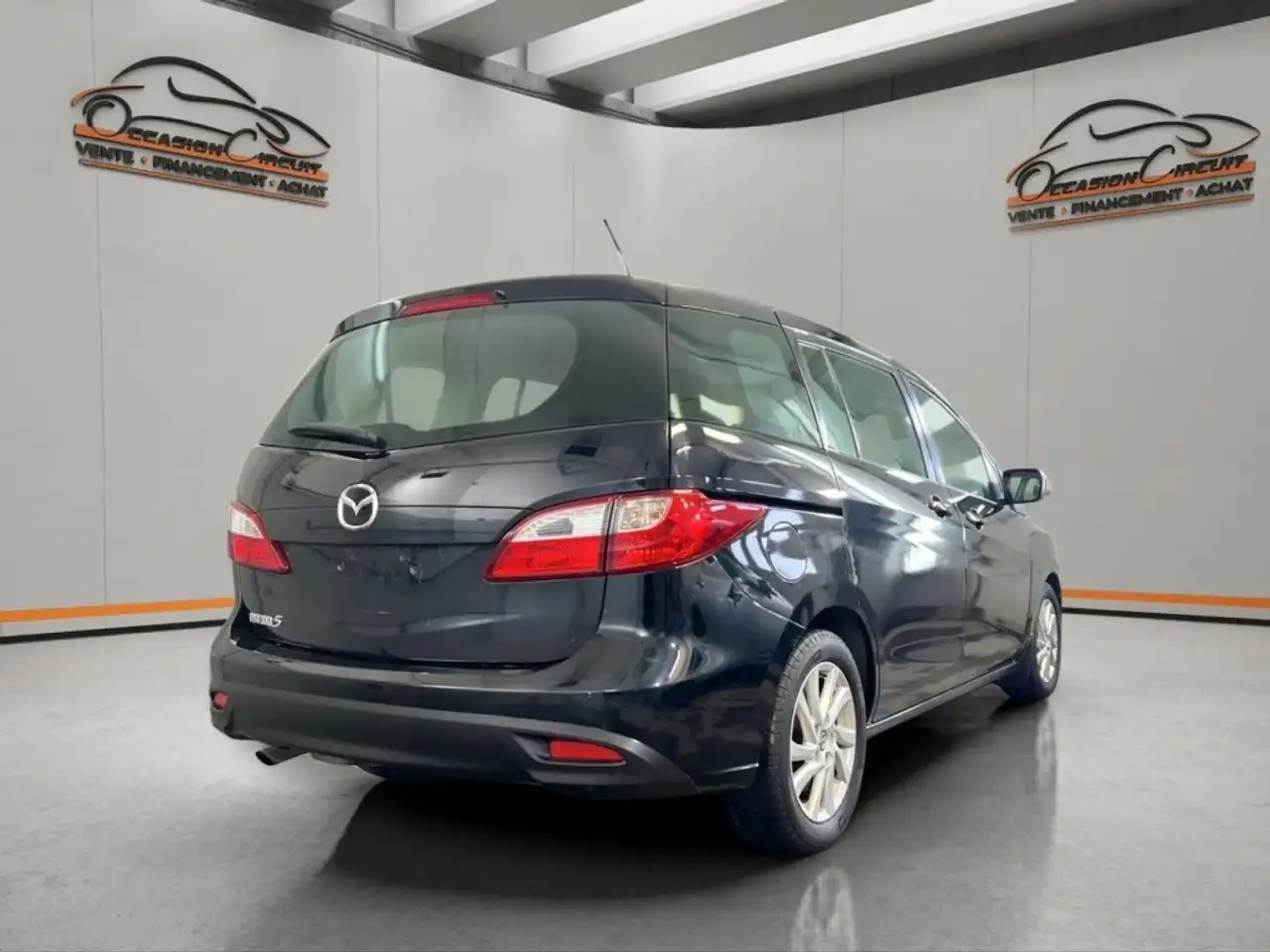 Mazda 5 снимка Mazda 5