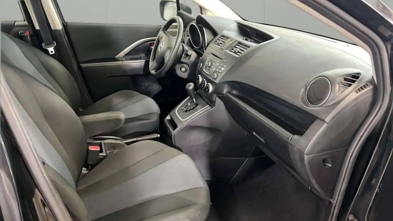 Mazda 5 снимка Mazda 5