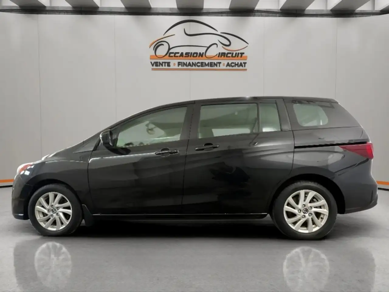 Mazda 5 снимка Mazda 5