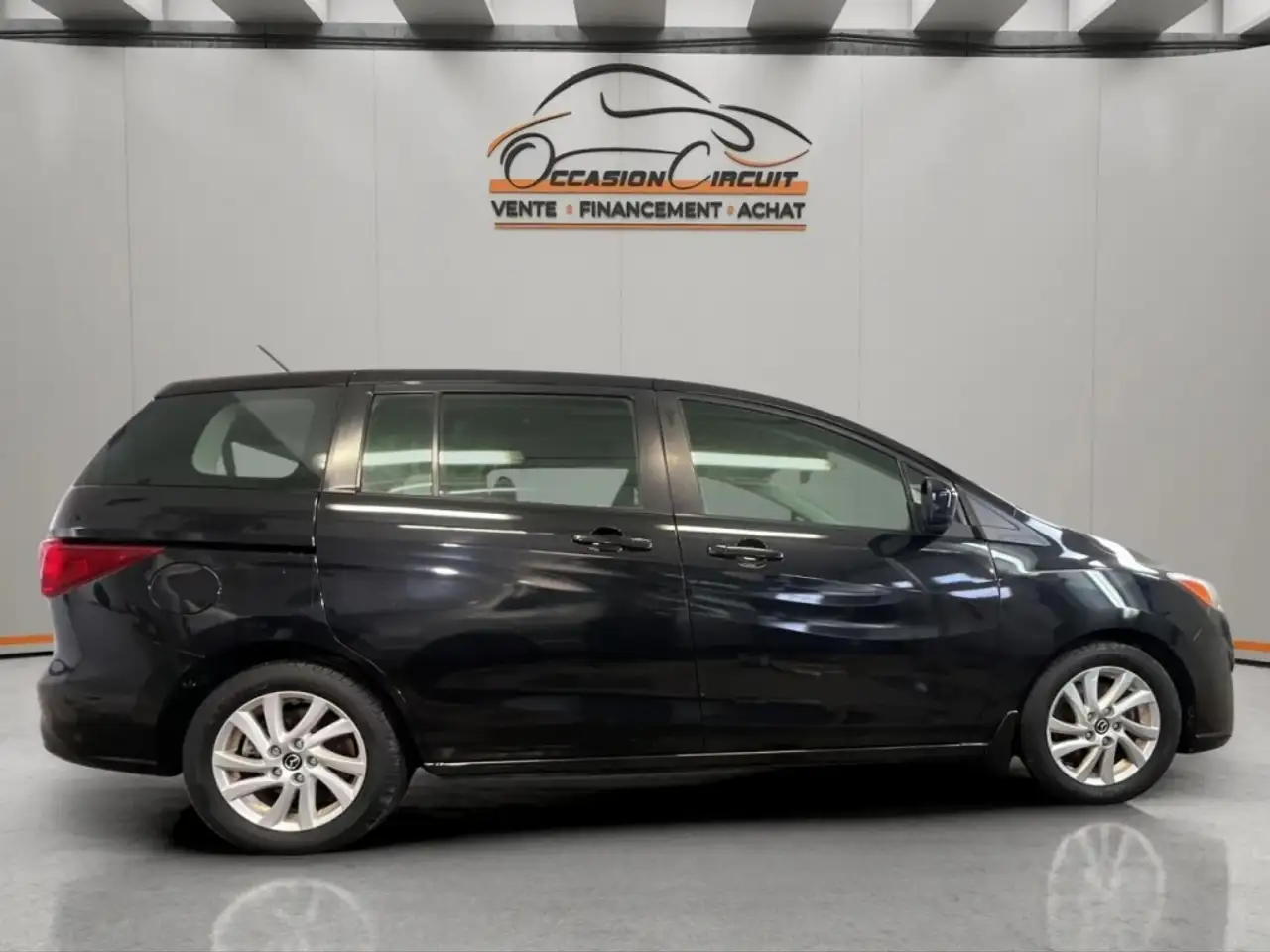 Mazda 5 снимка Mazda 5