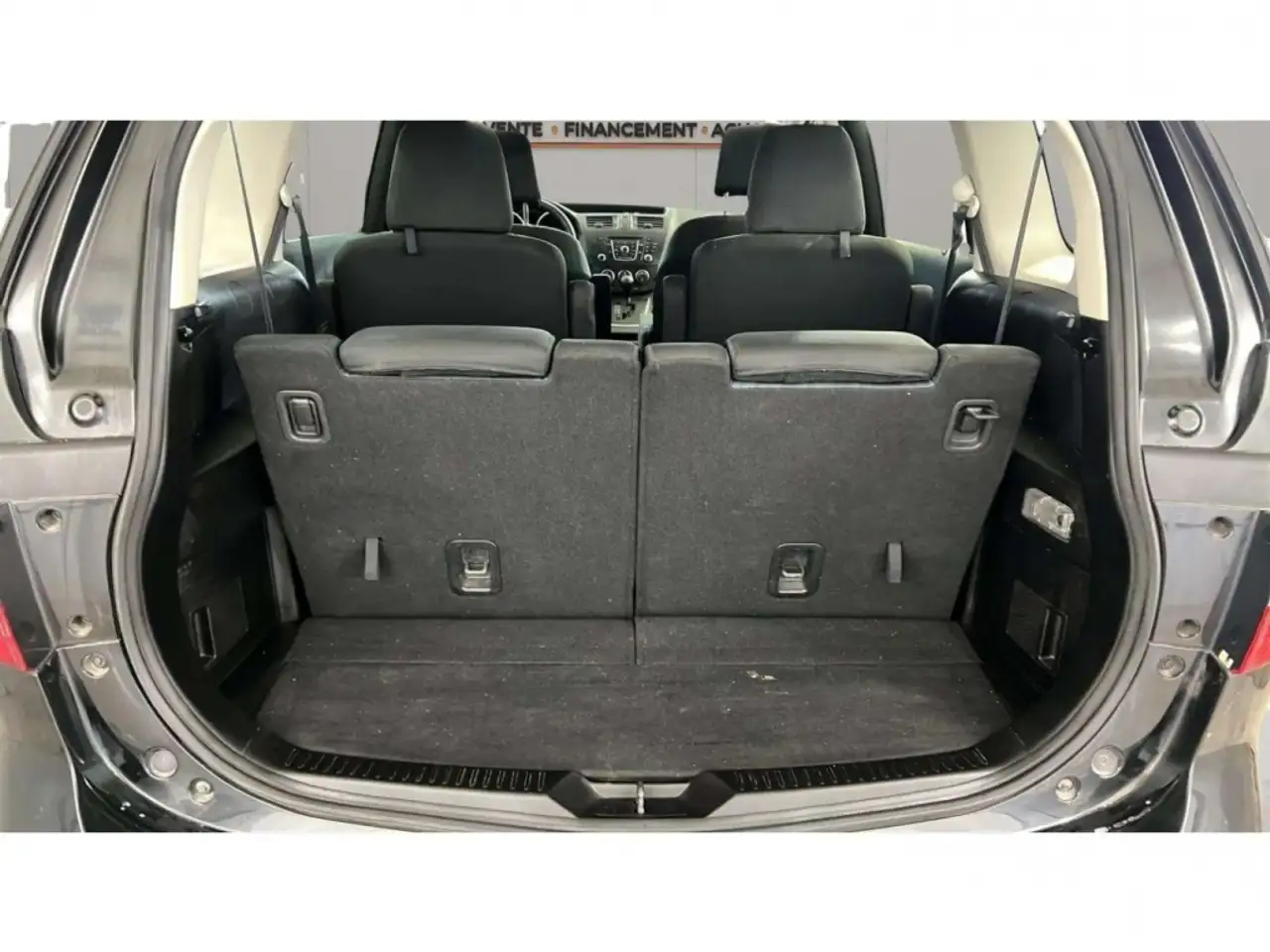 Mazda 5 снимка Mazda 5
