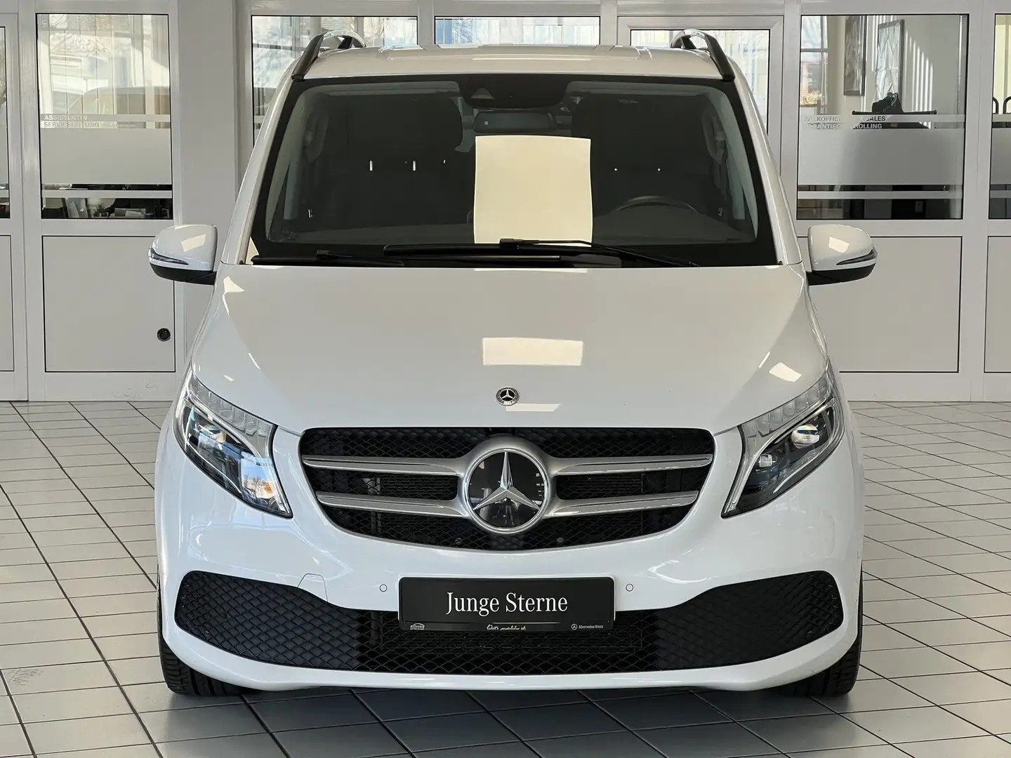 Mercedes-Benz V 300 d Edition MBUX*LED*Distronic*Junge Sterne* Weiß - 2