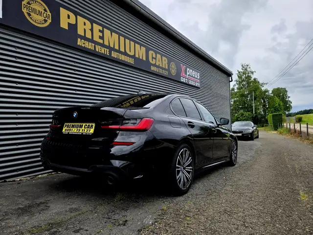 BMW 3 Series view 9
