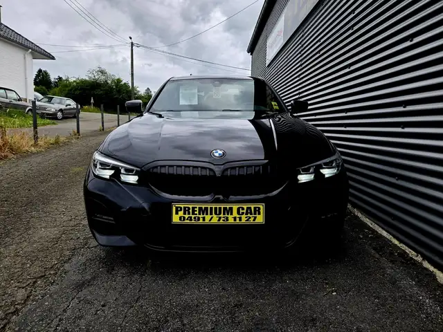 BMW 3 Series view 6