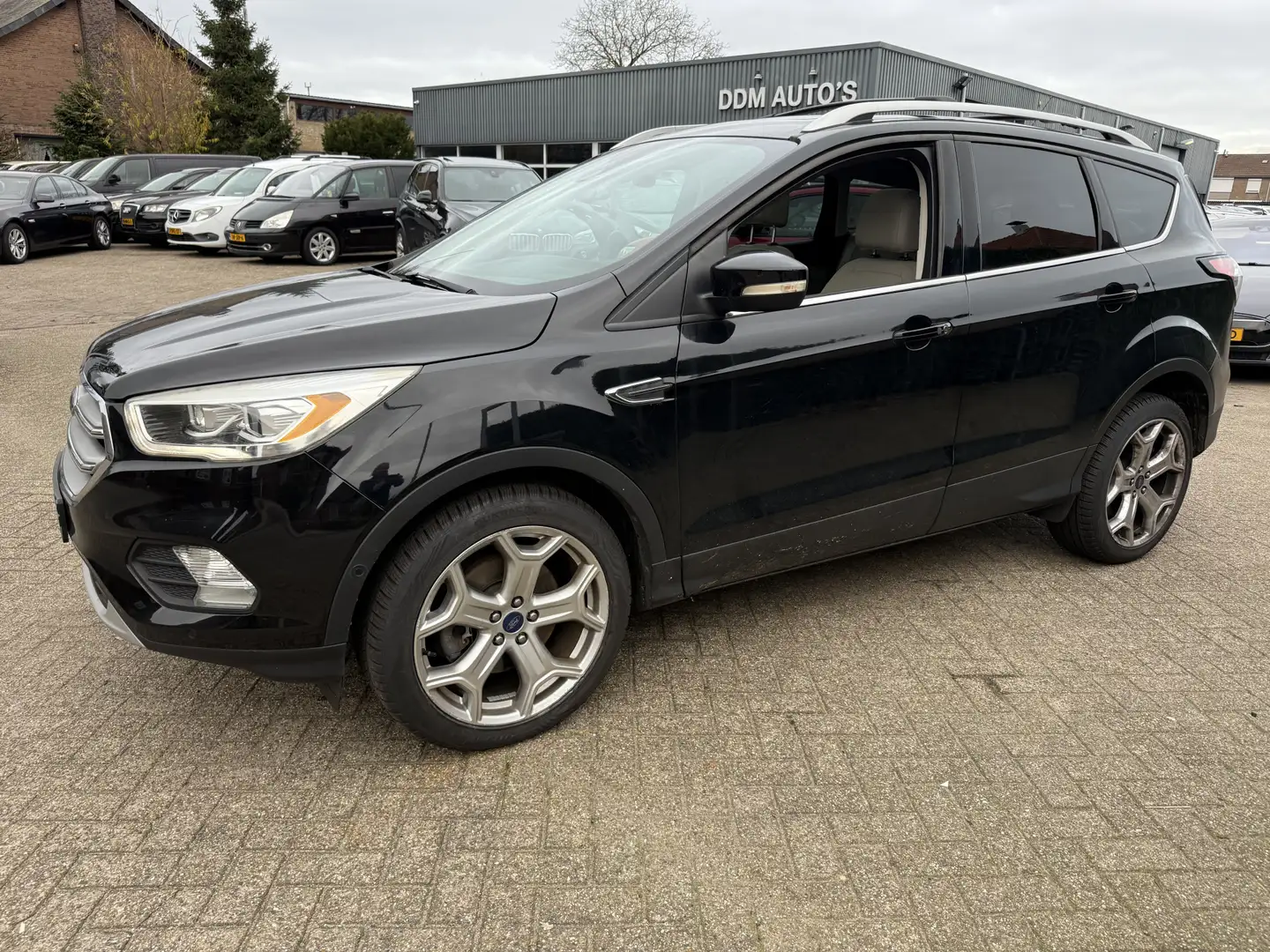 Ford Escape 2.0 AUT titanium 244 PK NO START Noir - 2