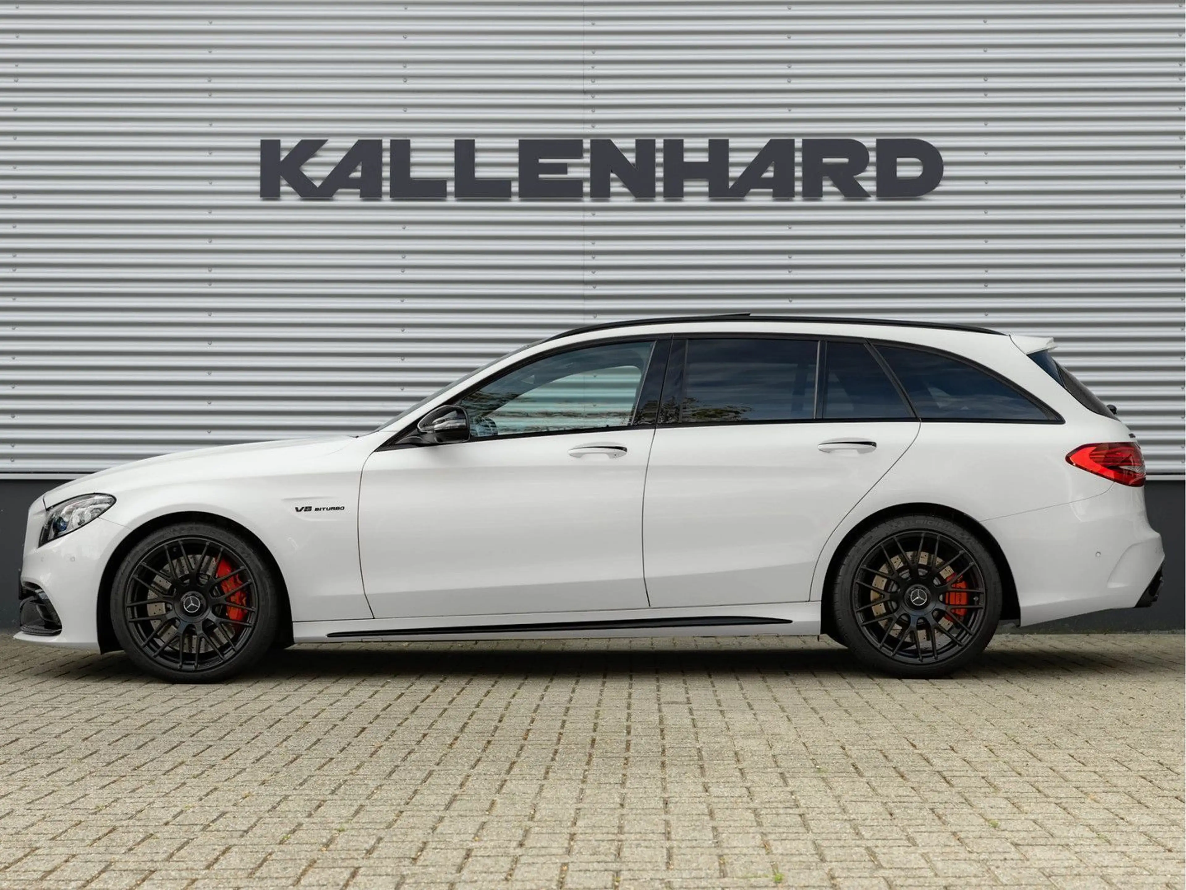 Mercedes-Benz C 63 AMG Estate S - Facelift - Pano - Sportuitla — photo 7