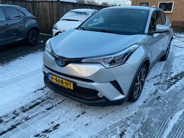 Toyota C-HR 1.8 Hyb. Exec. Ult. NAVI DAB+ PARKASSIST KEYLESS