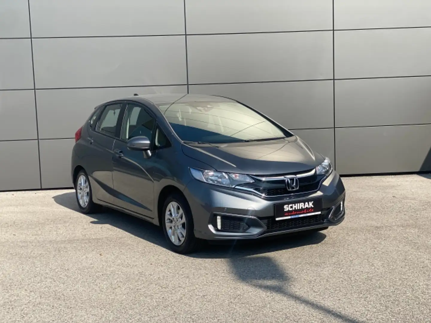Honda Jazz 1,3i-VTEC Comfort Šedá - 1