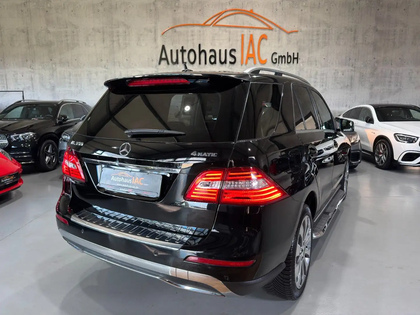 Mercedes-Benz ML 350 /BlueEfficiency/NAVI/LEDER/TEMPOMAT/2.HAND Noir - 2