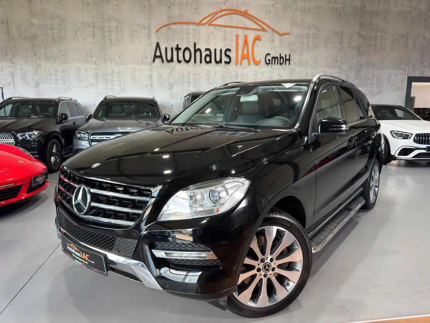 Mercedes-Benz ML 350 /BlueEfficiency/NAVI/LEDER/TEMPOMAT/2.HAND Noir - 1