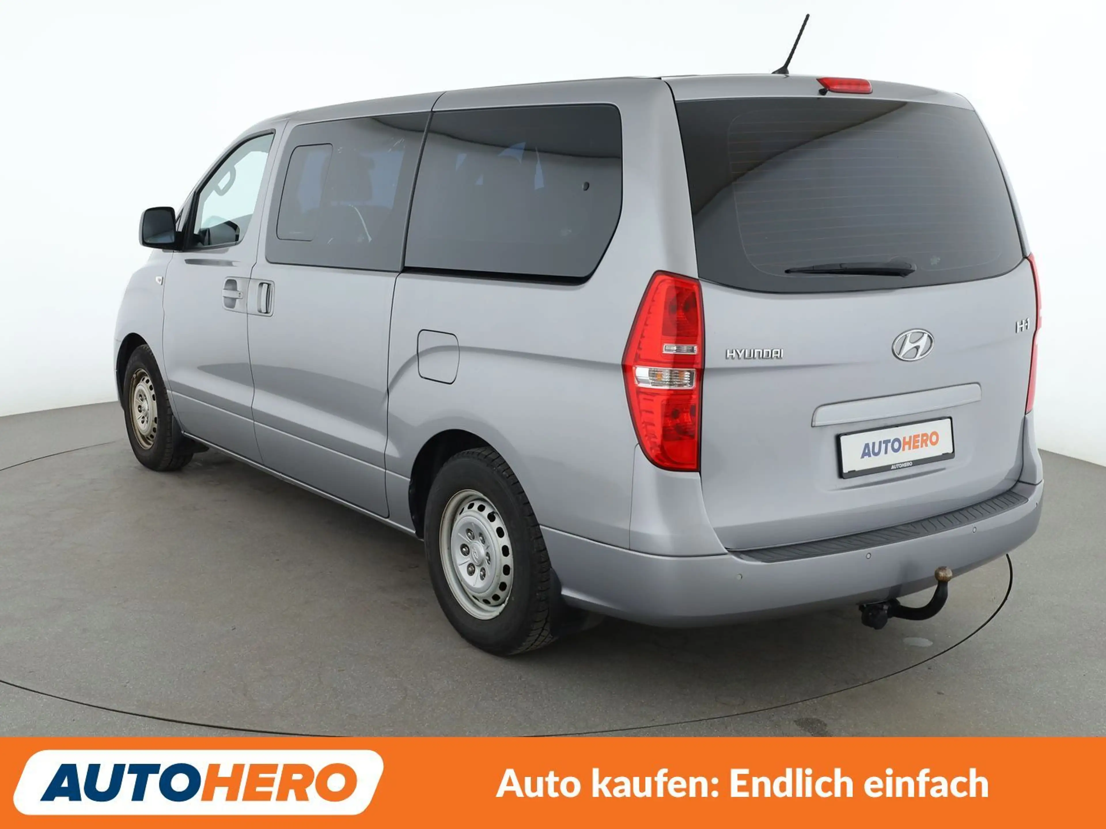 Hyundai H-1 2.5 CRDi Travel Trend Aut.*TEMPO*PDC*AHK*KLIMA* — photo 4