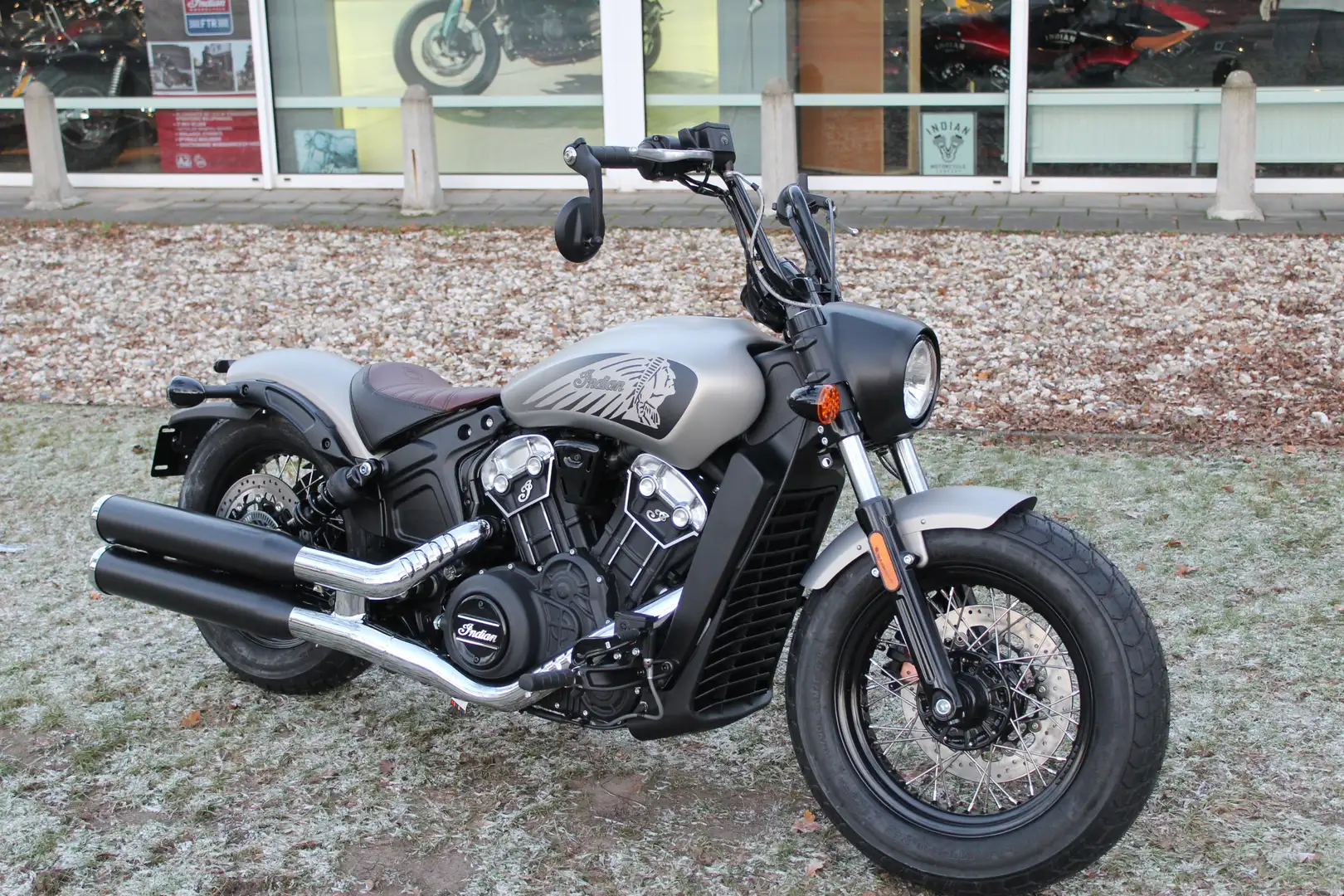 Indian Scout scout bobber twenty Ezüst - 2