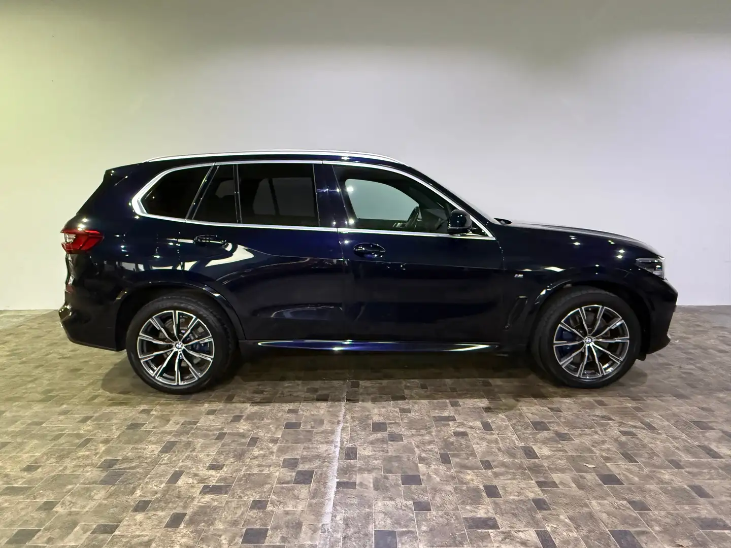 BMW X5 xDrive 40 i M-Sport, LED,Pano,Luft, H&R Sound Schwarz - 1