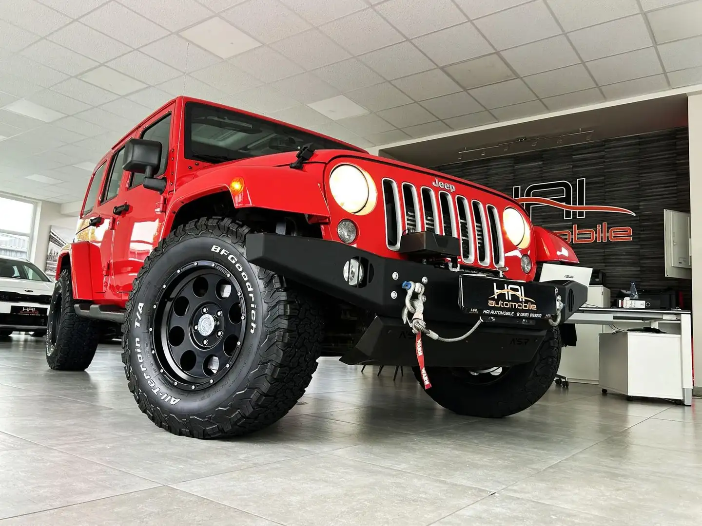 Jeep Wrangler Unlimited Sahara Automatik/1Hand Rot - 1