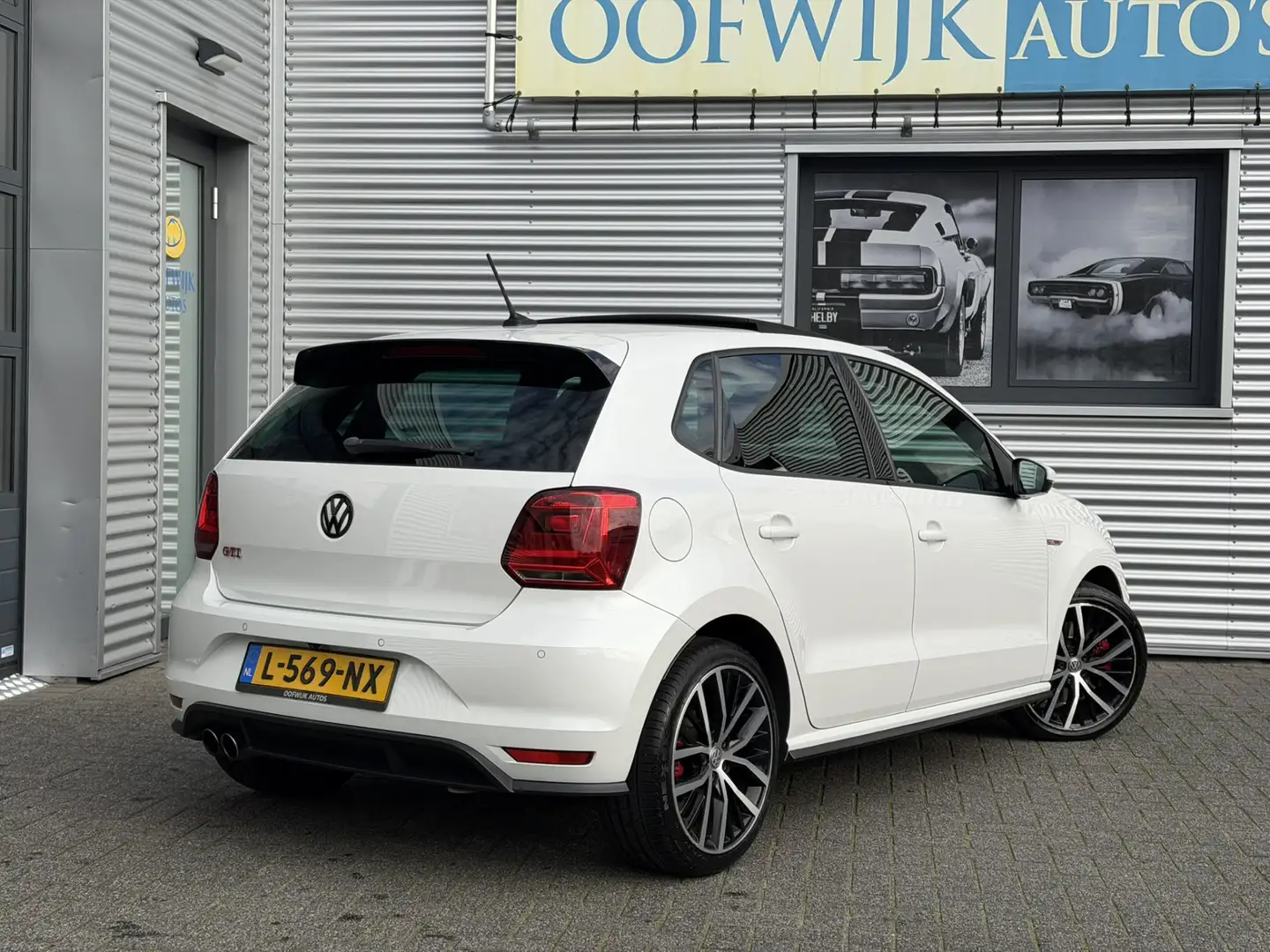 Volkswagen Polo GTI 1.8 TSI DSG Pano Clima CarPlay Led Blanc - 2