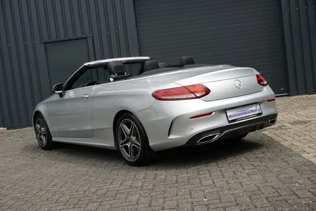 Mercedes-Benz C-Class view 5