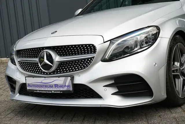 Mercedes-Benz C-Class view 10
