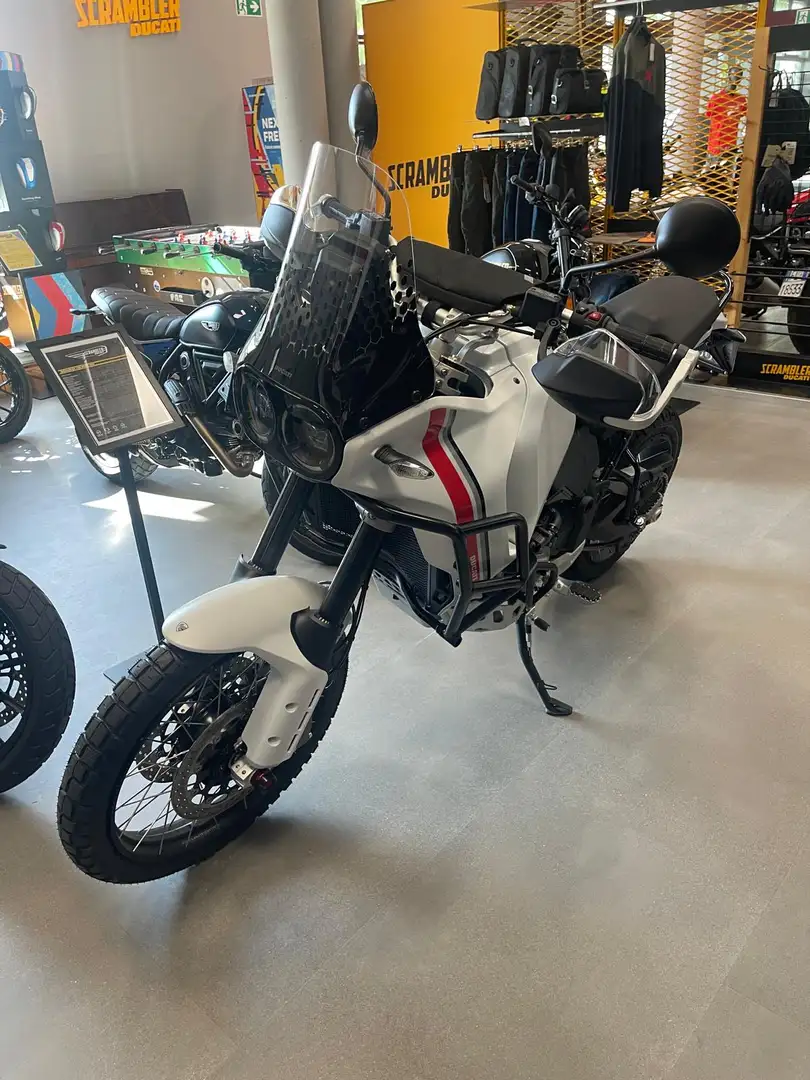 Ducati DesertX 2025 Blanco - 1