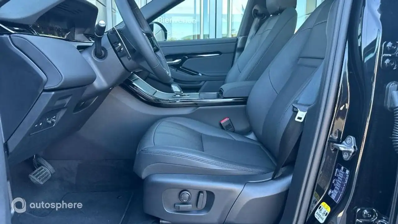Land Rover Range Rover Evoque 2026 — фото 12