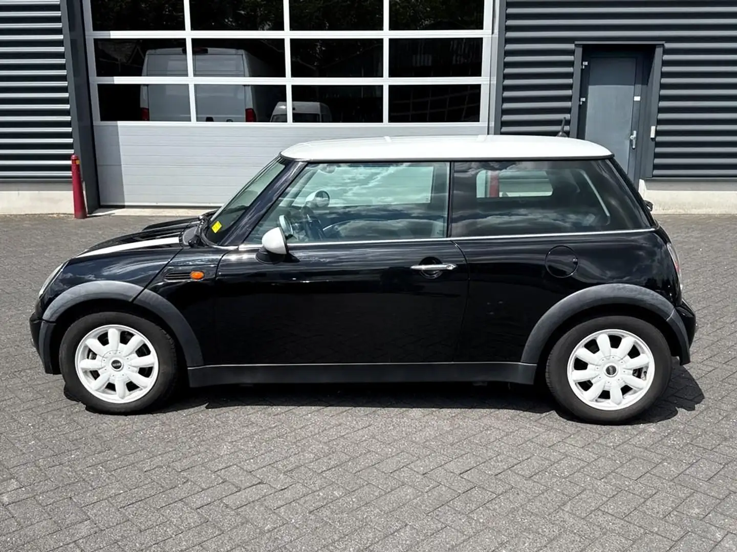 MINI Cooper Mini 1.6 Pepper , Airco Zwart - 2