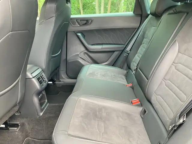 Cupra Ateca view 11