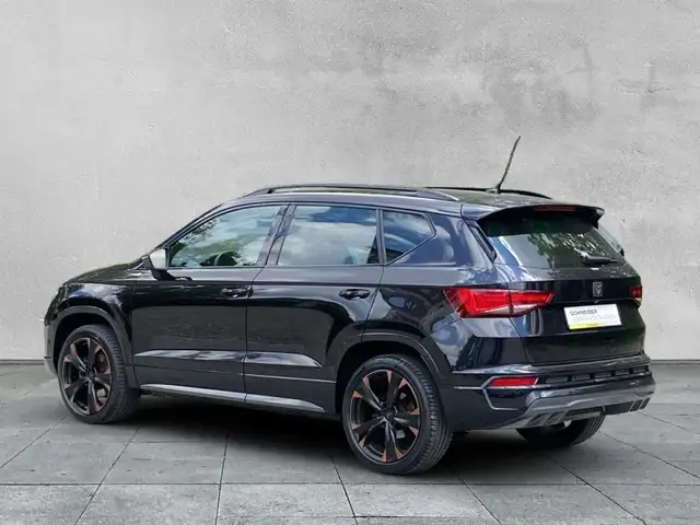 Cupra Ateca view 3