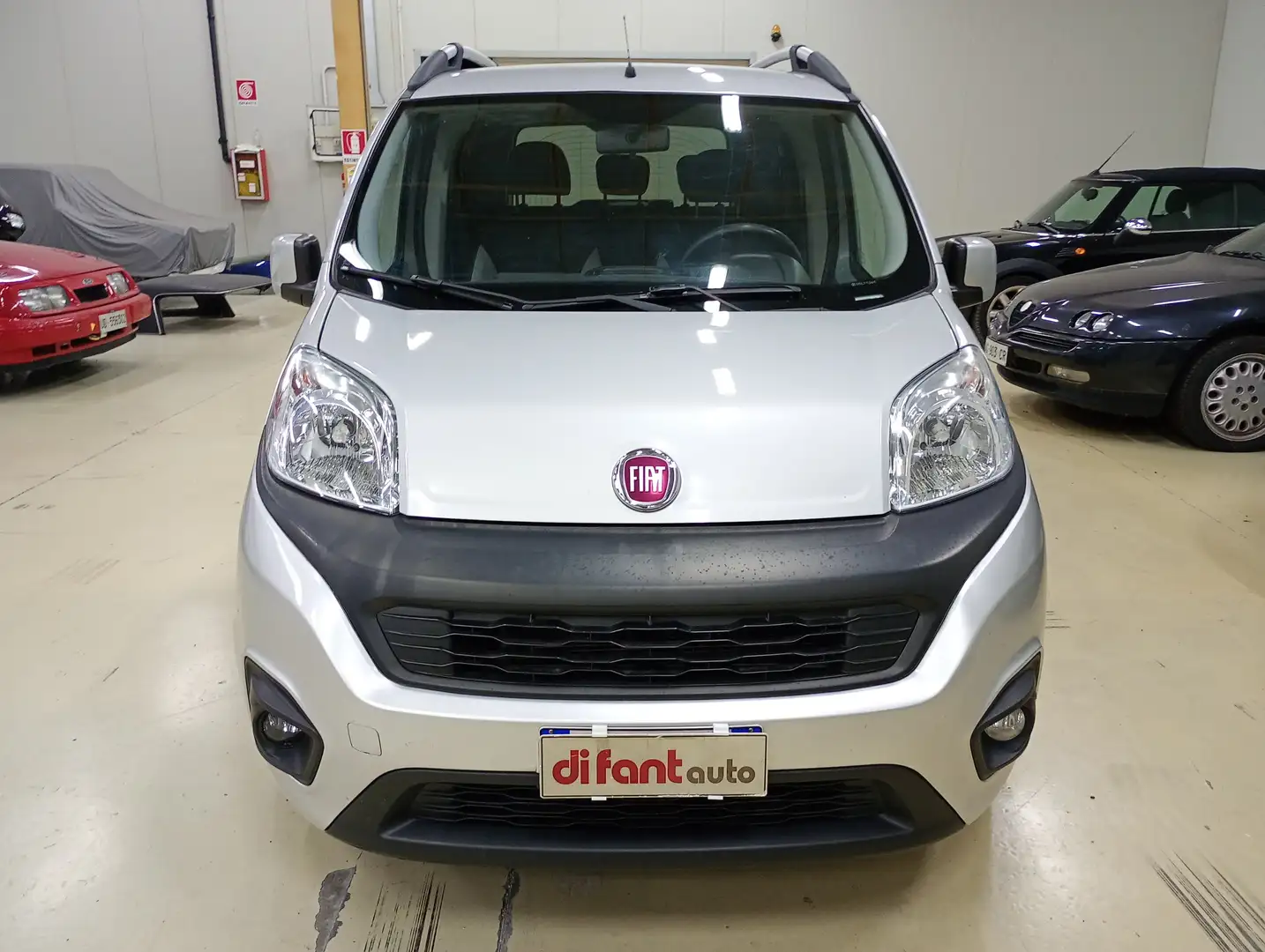 Fiat Qubo Qubo 2017 1.3 mjt 16v 80cv my19 - NEOPATENTATI - Gris - 2