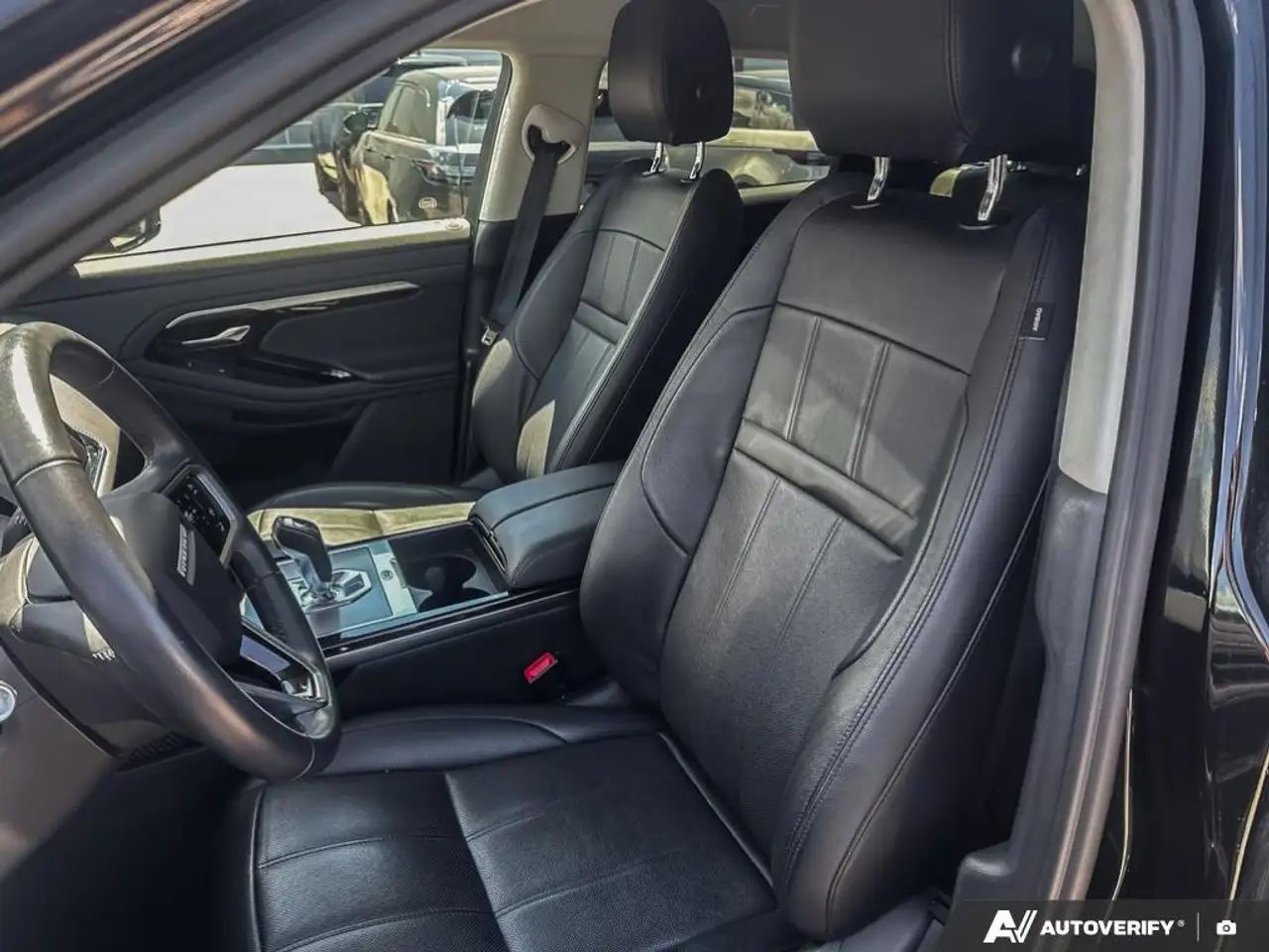 Land Rover Range Rover Evoque photo Land Rover Range Rover Evoque