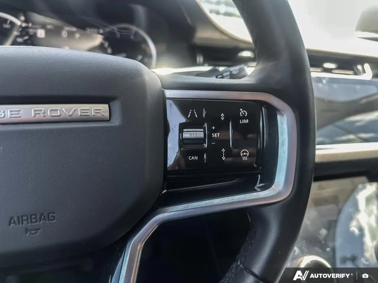 Land Rover Range Rover Evoque photo Land Rover Range Rover Evoque