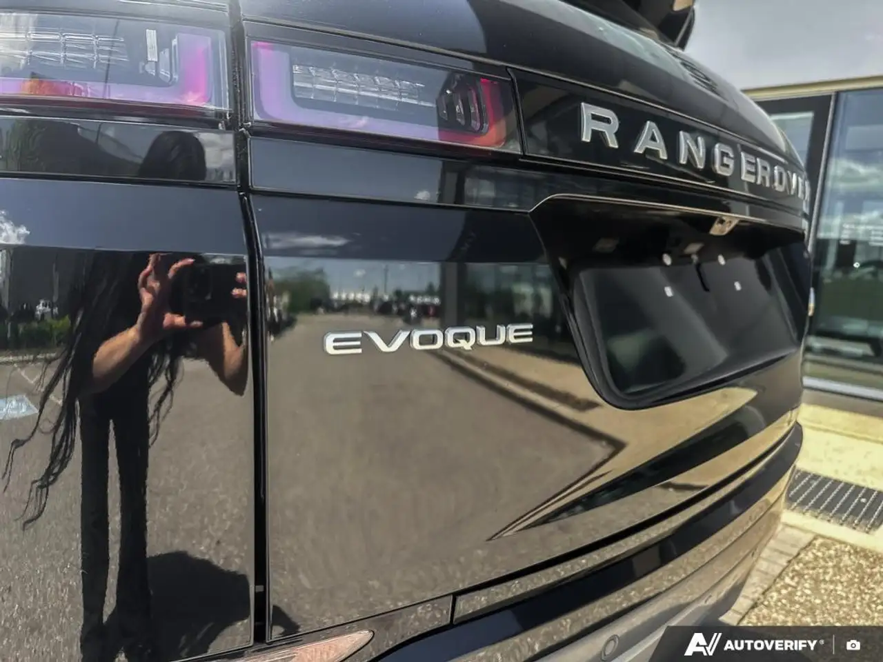 Land Rover Range Rover Evoque photo Land Rover Range Rover Evoque