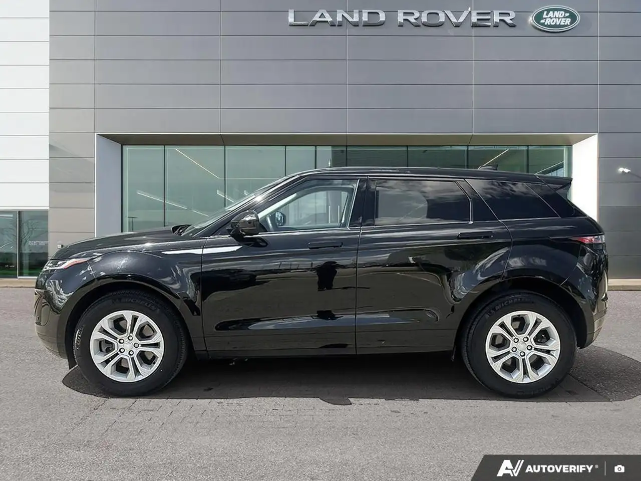 Land Rover Range Rover Evoque photo Land Rover Range Rover Evoque